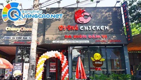 bảng hiệu gà rán