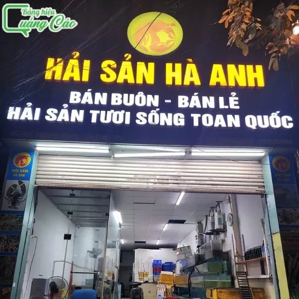 Bảng hiệu vựa Hải Sản Hà Anh