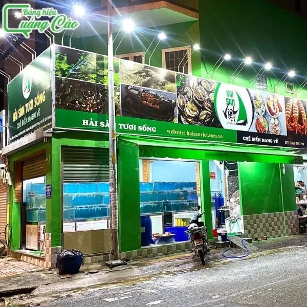 Mẫu biển quảng cáo hải sản tươi sống in bạt Hiflex giá rẻ