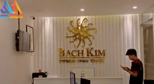 Bảng hiệu nhà hàng tiệc cưới inox Bạch Kim