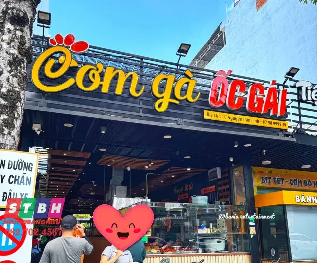 Bảng hiệu quán cơm đẹp phong cách hiện đại