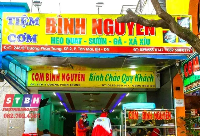 Bảng hiệu quán cơm chất liệu alu