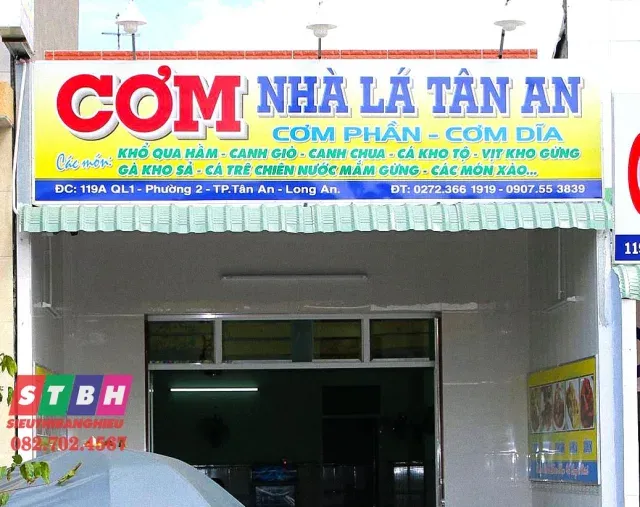 Bảng hiệu quán cơm đẹp phong cách trẻ trung