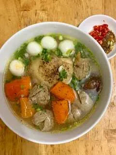 Bánh canh, nui gà bò viên