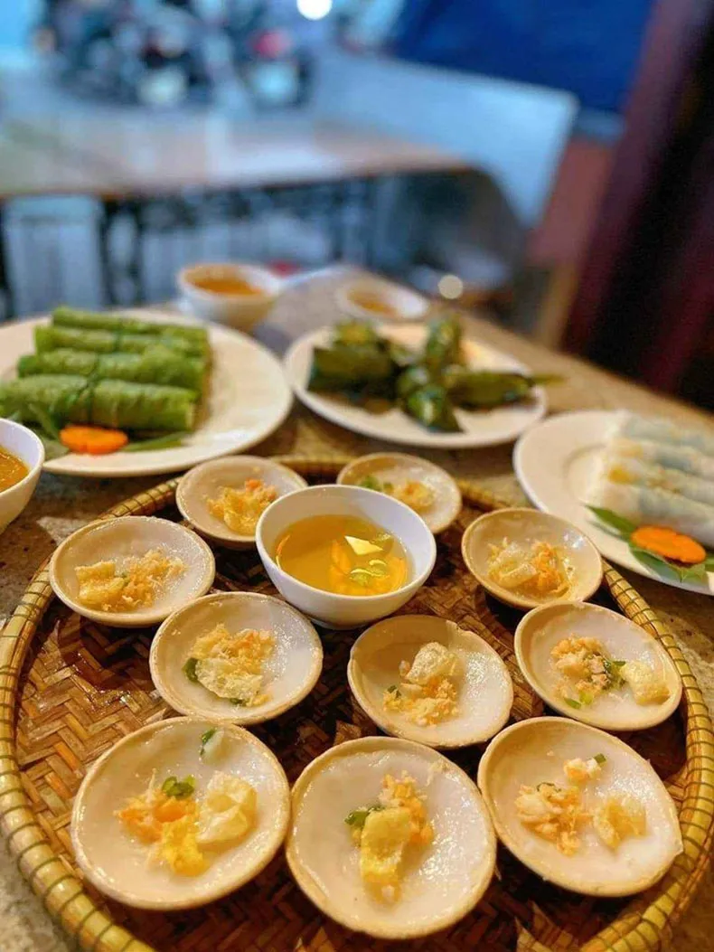 Quán Nam Giao tái hiện không gian phố Huế với âm nhạc Trịnh du dương