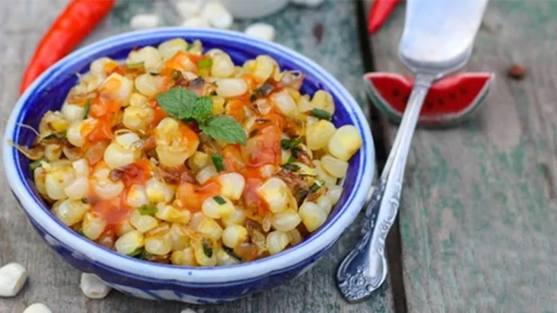 Bắp xào bơ tôm khô thơm nức mũi chuẩn vị đường phố