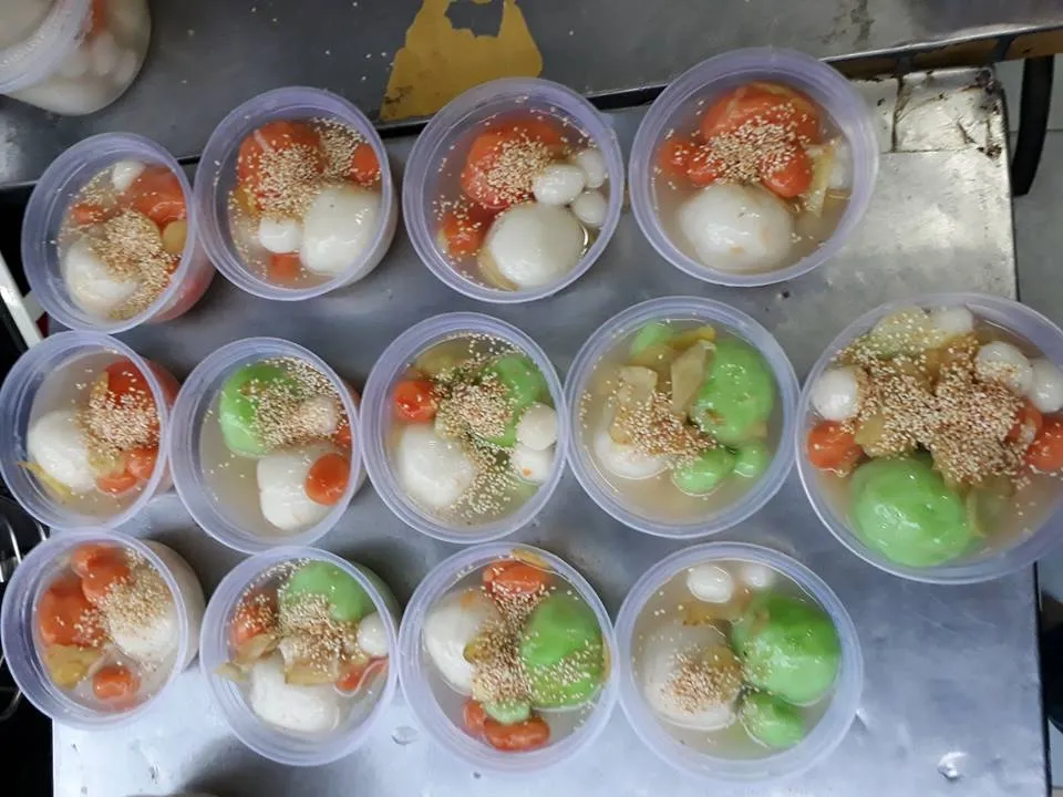 Hạt xôi gấc thành phẩm dẻo thơm, cách nấu xôi cúng thôi nôi chuẩn vị