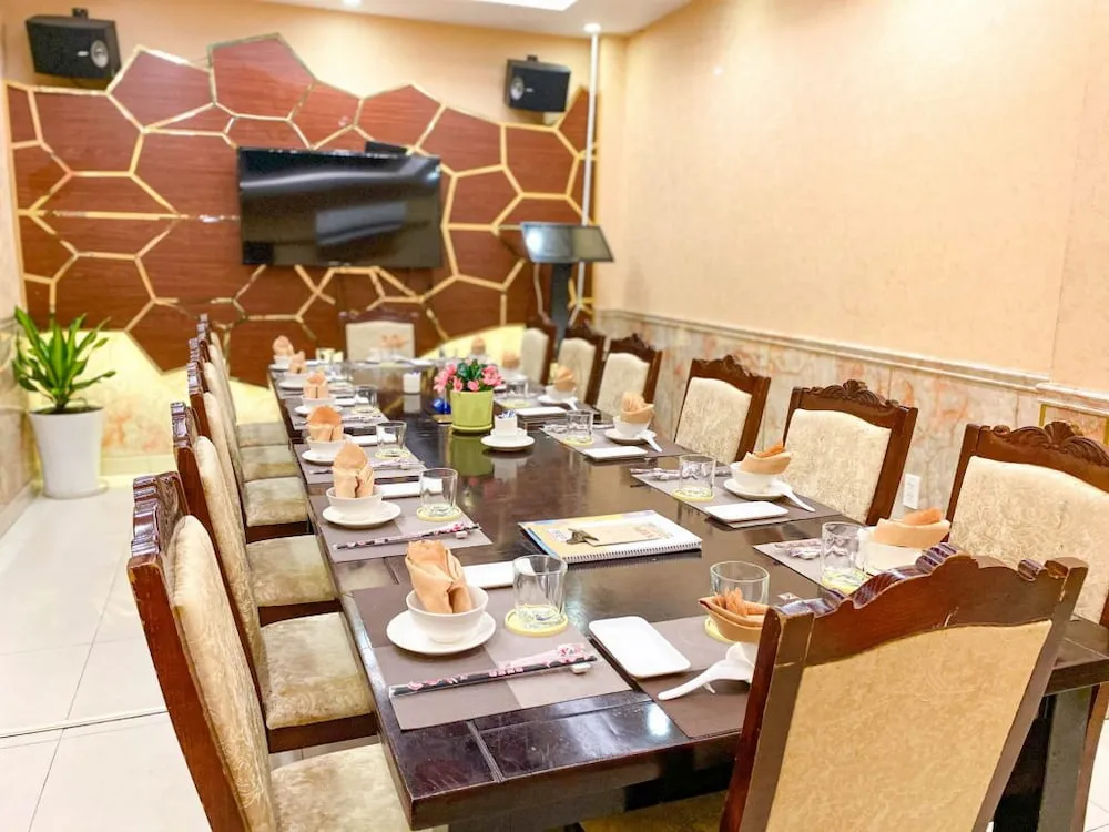 Không gian sảnh tiệc hiện đại tại nhà hàng Biển Dương 6 Cách Mạng Tháng 8