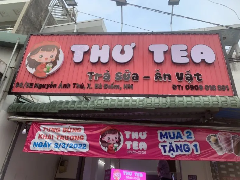 Biển hiệu sử dụng màu sắc tương phản mạnh