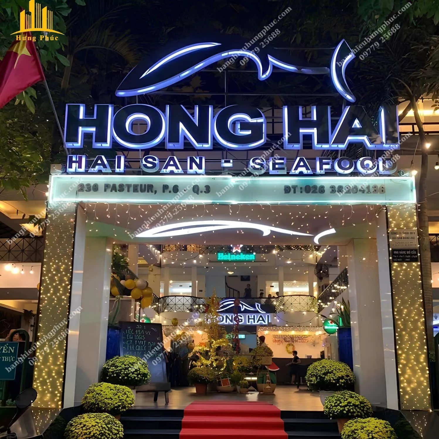 Bảng hiệu chữ nổi Inox mica cháo đèn led hắt chân nhà hàng hải sản Hồng Hải - Quận 3