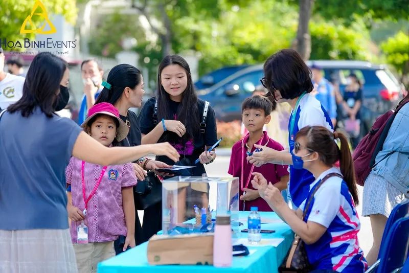 Hội chợ ẩm thực trường học ngày càng phổ biến