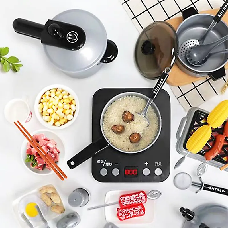 Các vật dụng trong bộ đồ chơi nấu ăn 36 món được sắp xếp gọn gàng