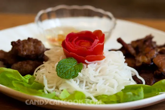 Vừa ngon vừa đẹp - Bún chả đây ^^