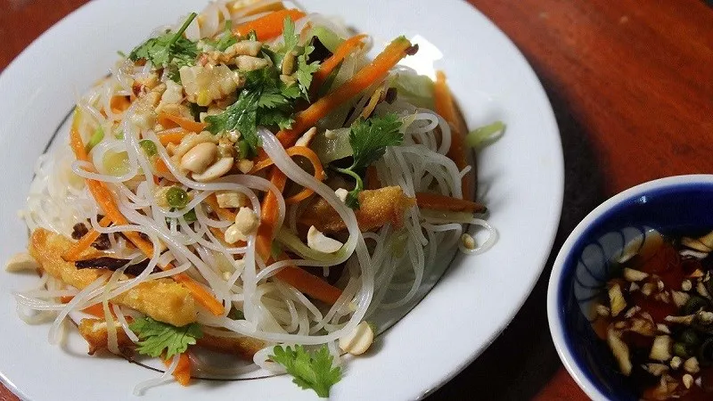 Bún xào chay