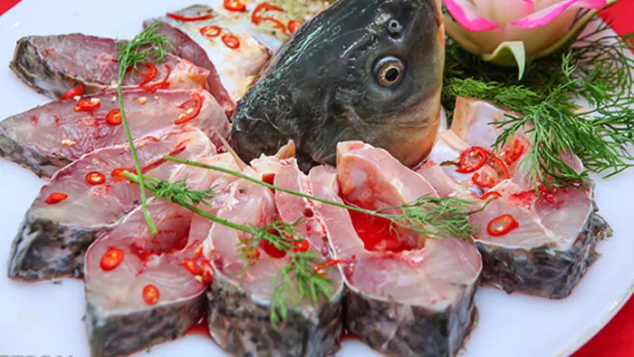 Cá được khử mùi tanh và tẩm ướp cẩn thận