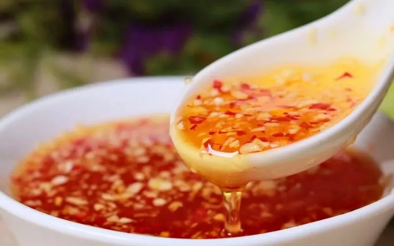 Công thức nước chấm chua ngọt chuẩn vị cho món cá hấp bia 2026