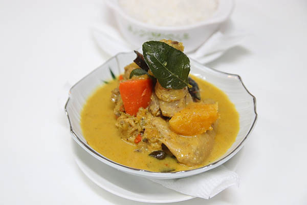 Cách nấu cà ri bò thơm mềm chuẩn vị nhà hàng cực đơn giản