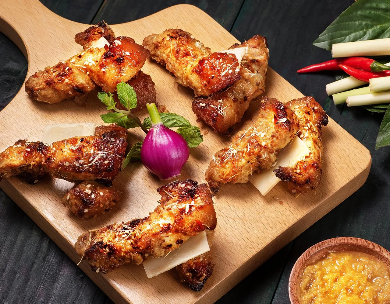 Thịt ba chỉ nướng riềng mẻ đậm đà hương vị truyền thống