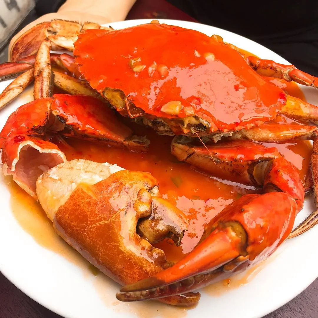 Không gian sang trọng tại nhà hàng Tomato