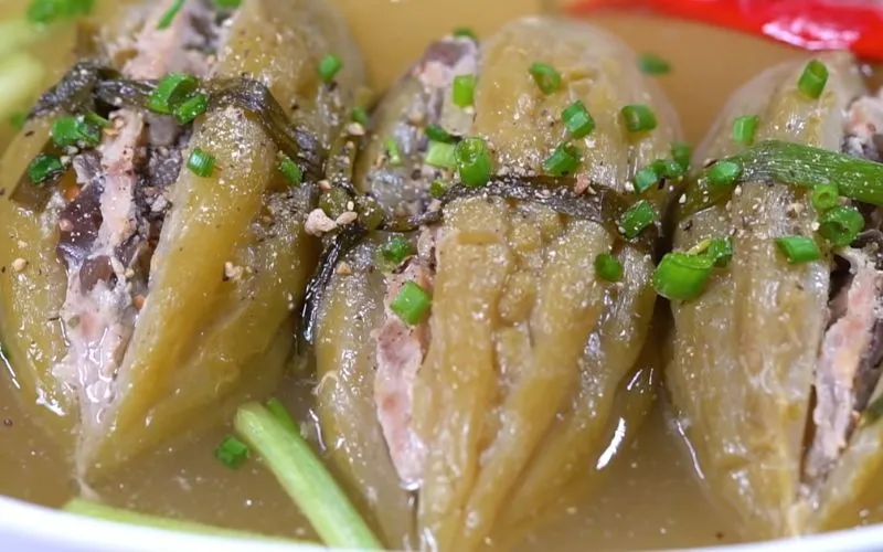 Canh mướp đắng đậm đà thơm ngon