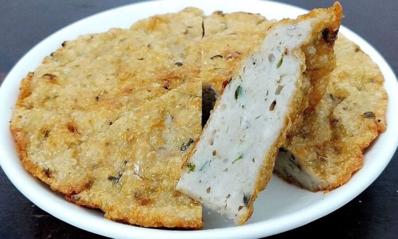 Hướng Dẫn Chi Tiết Cách Nấu Lẩu Chả Cá Thác Lác Khổ Qua Chuẩn Vị Miền Tây