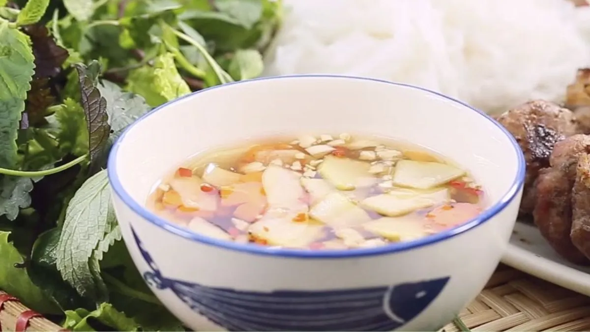 Màu sắc cánh gián đạt chuẩn của nước hàng