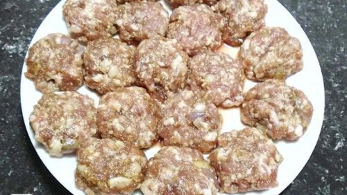 Cách viên chả thịt đều tay trước khi nướng