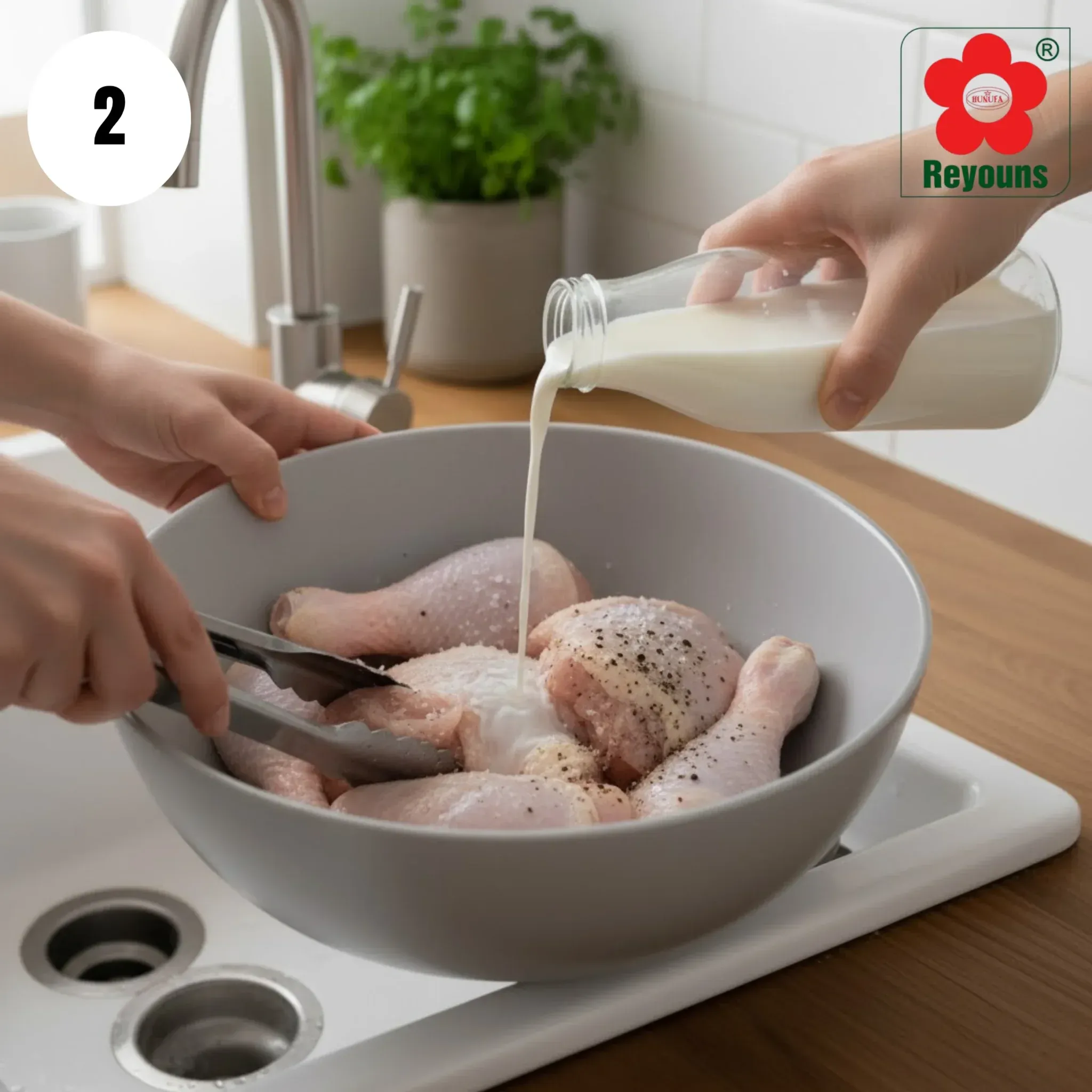 Màu vàng rực của miếng gà sau khi chiên xong đạt yêu cầu thẩm mỹ