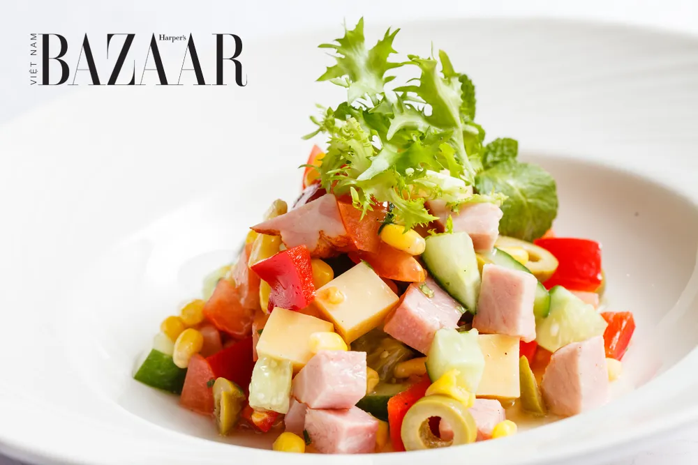 Cách làm salad xúc xích rau củ đơn giản cho người bận rộn