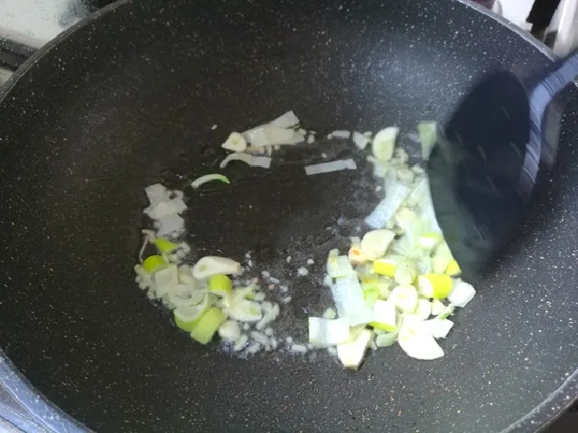 Món nấm mèo xào thịt bò hoàn thành