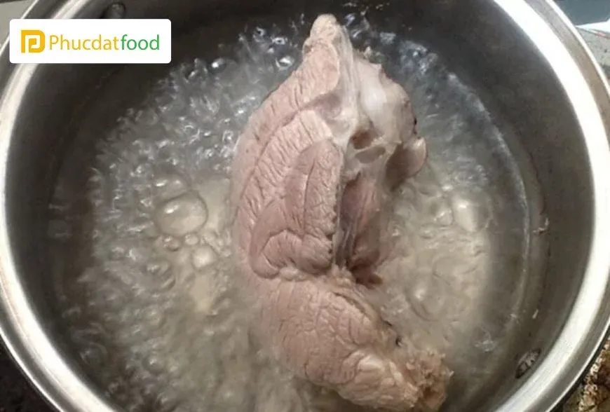 Luộc thịt lâu sẽ làm thịt mất dinh dưỡng