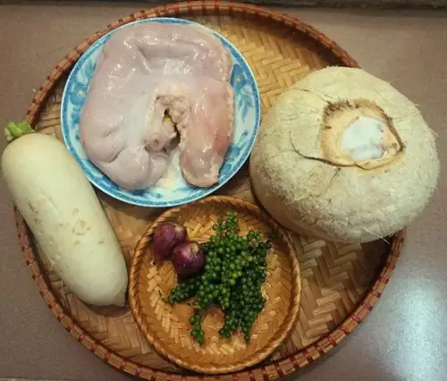 Nguyên liệu tươi ngon quyết định chất lượng món bao tử hầm tiêu