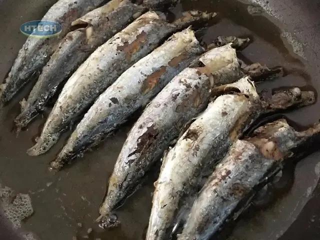 Cá nục tươi sau khi sơ chế sạch sẽ, chuẩn bị cho bước kho cá