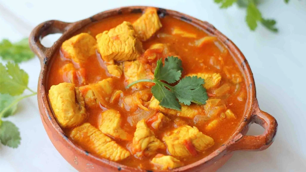 Cách Nấu Cà Ri Gà Ấn Độ Chuẩn Vị Thơm Ngon Tuyệt Hảo Ngay Tại Nhà