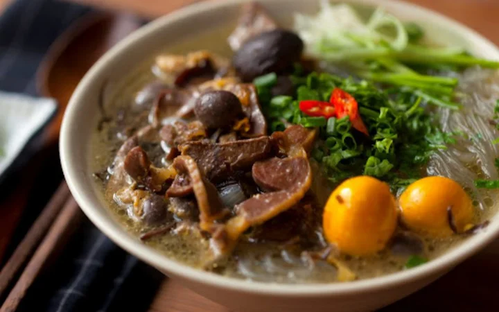 Hướng Dẫn Chi Tiết Cách Nấu Canh Miến Mộc Nhĩ Dai Ngon Chuẩn Vị