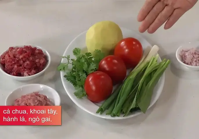 Hướng Dẫn Chi Tiết Cách Nấu Canh Thịt Bò Cà Chua Đậm Đà