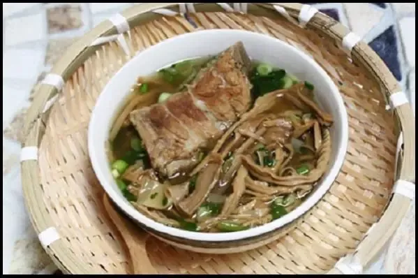 Minh họa dinh dưỡng trong món canh xương chó đu đủ