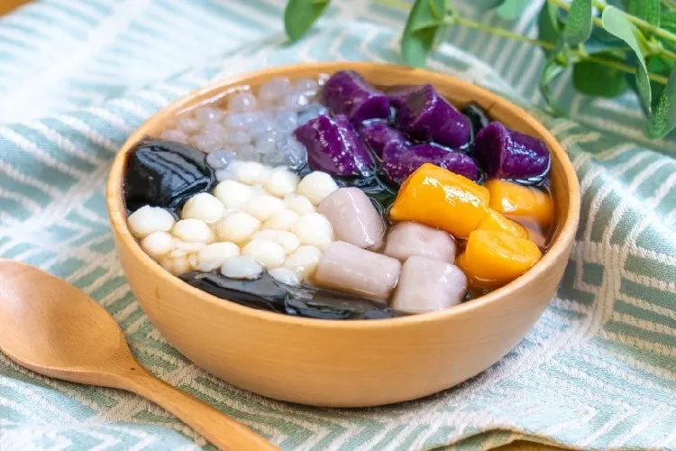 Món chè đỗ đen khoai lang thơm phức bồi bổ sức khỏe cho cả gia đình