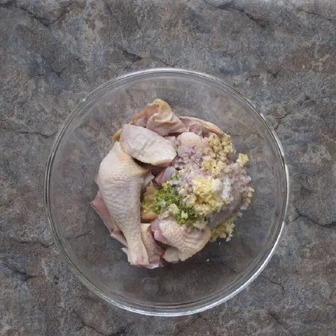 Hướng Dẫn Chi Tiết Cách Nấu Lẩu Gà Ớt Hiểm Thơm Ngon Chuẩn Vị