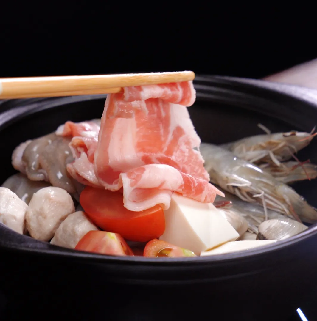 Lẩu Thái chua cay nóng hổi sẵn sàng thưởng thức