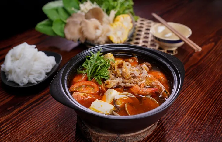 Bữa lẩu Thái trọn vẹn cho gia đình