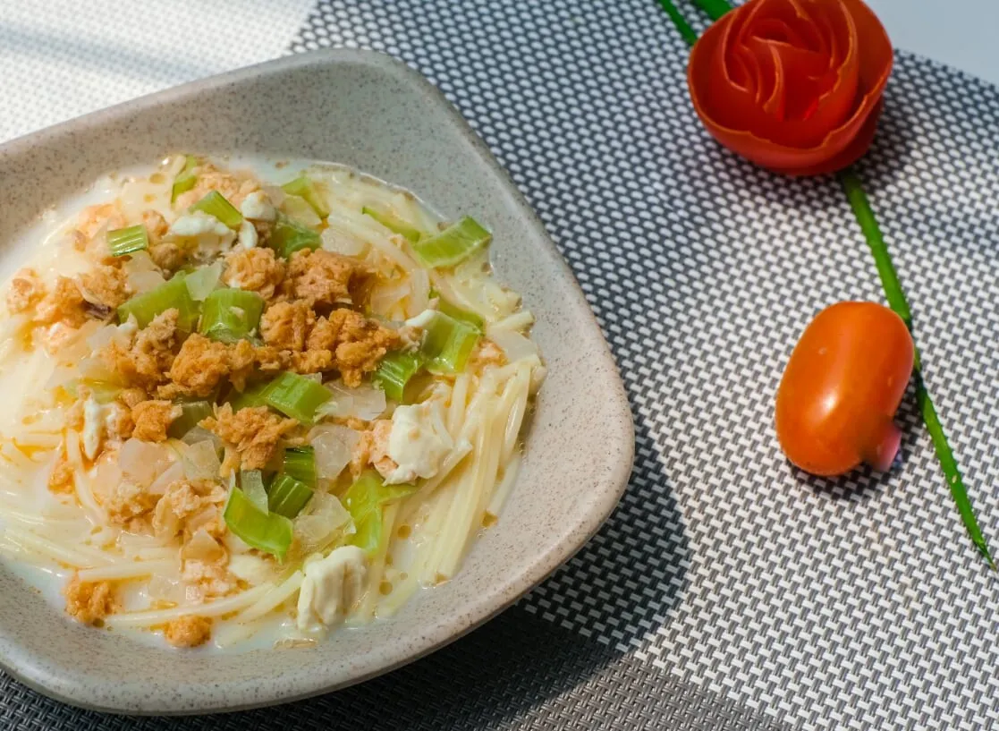 Công thức mì somen sốt cá hồi phi lê giàu Omega-3 cho não bộ