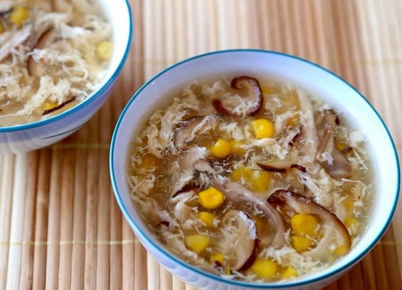 Hướng Dẫn Chi Tiết Cách Nấu Súp Tổ Yến Gà Xé Thơm Ngon Bổ Dưỡng