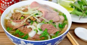 Cách Nấu Phở Bò Bằng Gói Gia Vị: Đậm Đà Chuẩn Vị Ngay Tại Nhà