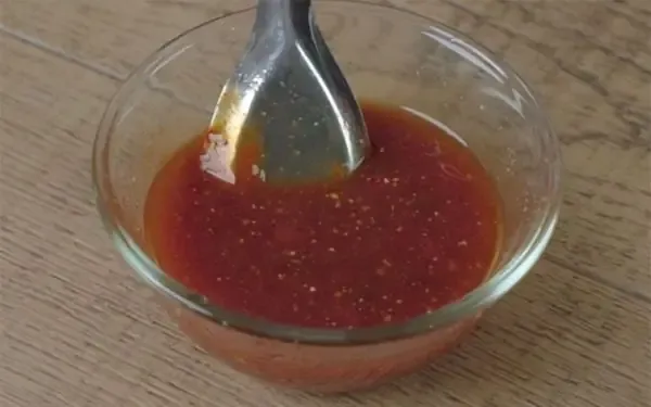 Quy trình xào thịt lợn cùng rau củ trên lửa lớn