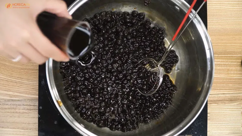 Hạt trân châu đen chất lượng giúp món trà sữa thêm phần hấp dẫn