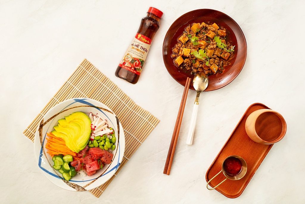 Cách Sử Dụng Dầu Mè Trong Nấu Ăn: Bí Quyết Tăng Hương Vị Món Ngon