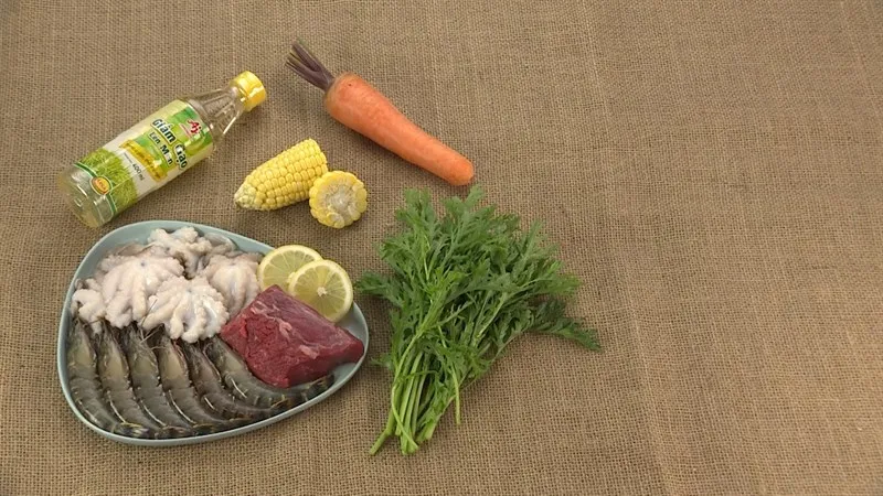 Thịt bò và tôm sú được sơ chế sạch sẽ