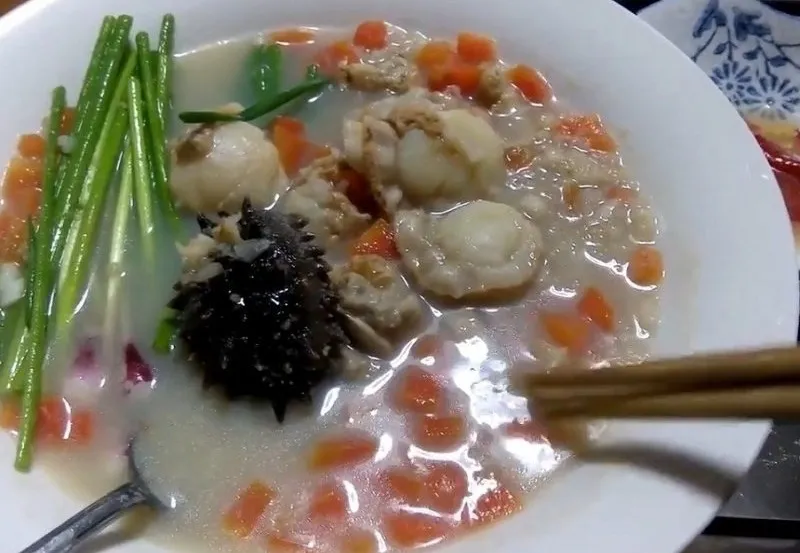 Hình ảnh minh họa những con hải sâm khô có màu sắc và độ khô đồng đều