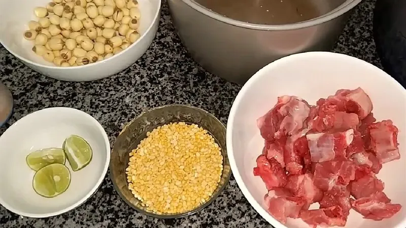 Nguyên liệu món ăn cháo đậu xanh hạt sen